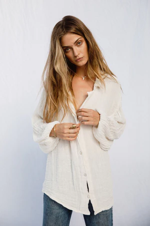 Bonny Button Up